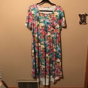 Lularoe Carly, perfect for Easter/spring!